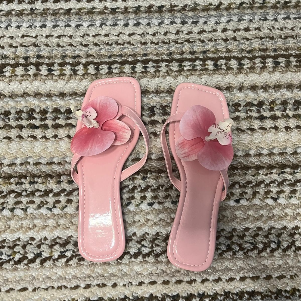 Pink Slide Sandals with Decorative Bow